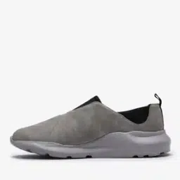 Low-Top Slip-On Casual Shoes-image-99