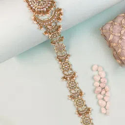 KARATCART Gold-Plated Kundan-Studded  Bridal Wedding Head Chain-6