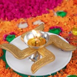 wens Golden Swastik Metal Diya in Gift Box-picture-40