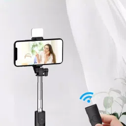 Techobucks Selfie Sticks with Extendable Tripod Stand, Remote & 360 Rotating Head Tripod image 4