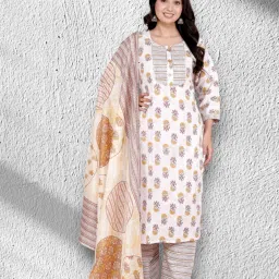 Women Cotton Blend Kurta Pyjama Dupatta Set-image-97