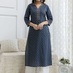 Women Printed Viscose Rayon Straight Kurta-image-36