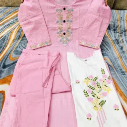 Women Cotton Blend Kurta Pant Set-picture-27