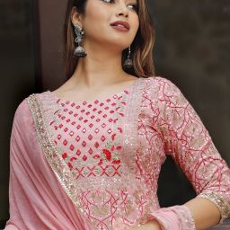 Women Viscose Rayon Kurta Pant Dupatta Set-image-46