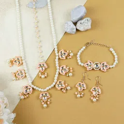 Asthetika Kids Girls Kundan Studded & Beaded Meenakari Jewellery Set-33