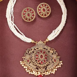 KARATCART Gold Plated Kundan Studded & Beaded Temple Jewellery Set-image-21
