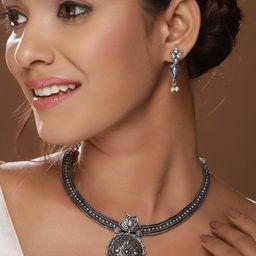 Anouk Silver-Plated Oxidised German Silver Kundan-Studded & Beaded Floral Jewellery Set-image-47