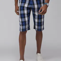SPORTO Men Checked Rapid-Dry Cotton Mid-Rise Shorts-9