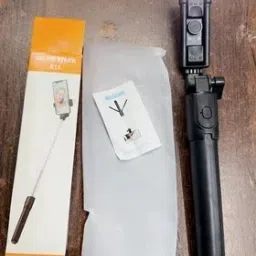 TECHEL Bluetooth Selfie Stick-image-1