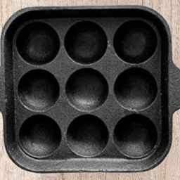 Pre-Seasoned Cast Iron Square Paniyaram Pan | 9pit, 19cm/ 1.35 kg , Black Paniarakkal 1 L capacity 19 cm diameter-image-59