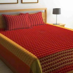 Red Geometric 300 TC Cotton Double Bed Cover with 2 Pillow Covers by Klotthe-picture-12