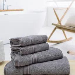 Grey Solid 500 GSM Cotton Towel Sets (Set of 4) by RANGOLI-picture-37