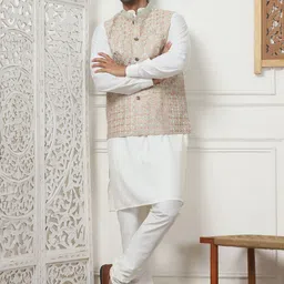 Jompers Men Regular Chikankari Kurta with Churidar-17