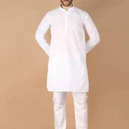 V-Mart Floral Embroidered Mandarin Collar Regular Kurta with Pyjamas-image-18