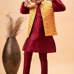VASTRAMAY Boys Regular Kurta & Pyjamas With Patola Nehru Jacket-14