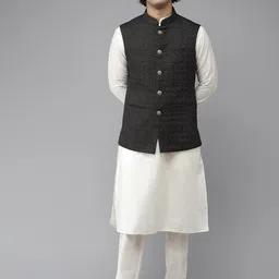 See Designs Men Black Ethnic Motifs Pure Silk Kurta with Pyjamas-picture-17