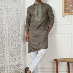 Jompers Men Floral Embroidered Regular Sequinned Kurta with Pyjamas-picture-6