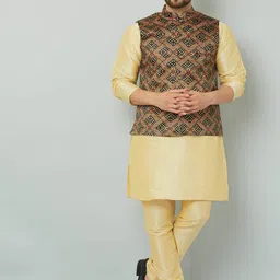 Kaifoo Men Gold-Toned Kurta with Pyjamas & Nehru Jacket-88