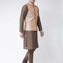 DEYANN Men Cream-Coloured Kurta with Pyjamas image 4
