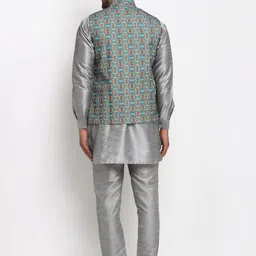 Benstoke Men Grey Floral Dupion Silk Kurta With Pyjamas & Nehru Jacket Set image 4