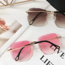 the magnifique Gradient, Photochromatic Lens, UV Protection Rectangular Sunglasses (Free Size) image 5
