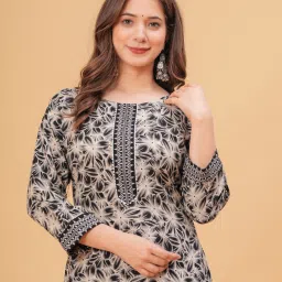 Women Floral Print Viscose Rayon Straight Kurta-image-55