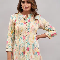 Shedika Floral Printed Mandarin Collar Top-image-10