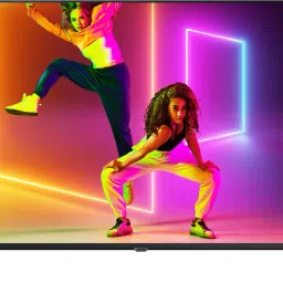 AUE70 108 cm (43 inch) Ultra HD (4K) LED Smart Tizen TV with Voice Search-image-4