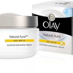 Natural Aura Day Cream with Vitamin B3, Pro B5, E and SPF 15-45