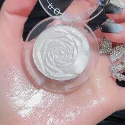 highlighter dream white color Highlighter-24