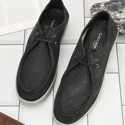 CARLO ROMANO Men Textured Lightweight Sneakers-image-86