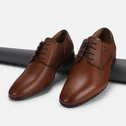 Van Heusen Men Round Toe Leather Derbys-image-84