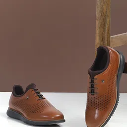 Monte Carlo Men Perforations Round Toe Leather Derbys-image-69