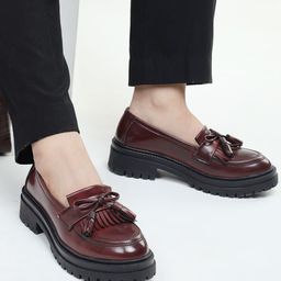 SHUZ TOUCH Women Padded Insole Tassel Loafers-32