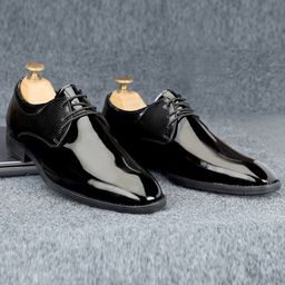 Buxton Men Leather Formal Lace-Up Derbys-picture-56