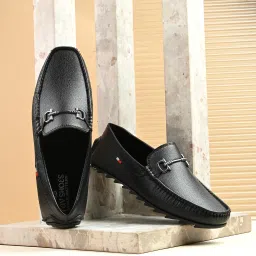 stylish men loafers Loafers For Men-image-42