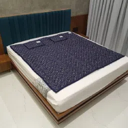 Bio Magnetic Mattress Topper/Pad (6x6 feet) with 2 Magnetic Therapy Pillow-image-87