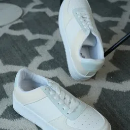 Roadster Casual Sneakers Light Weight Stylish Synthetic Leather Party Wear Shoes Canvas Shoes For Women-image-1