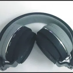 lipzie Wireless Universal Bluetooth Headphone Headset with FM Radio Bluetooth & Wired Headset image 4