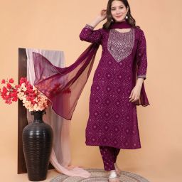 Women Viscose Rayon Kurta Pant Dupatta Set-image-21
