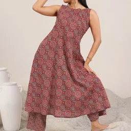 Libas Floral Printed Round Neck A-LineKurta With Palazzo-picture-11