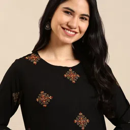 SHOWOFF Women Black Ethnic Motifs Printed Thread Work Kurta with Palazzo Set-picture-27