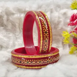 radheraani Plastic Bangle Set image 3