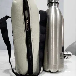 newsparsh Pina Portable Water Bottle Cover With Shoulder Handle & Zipper Closure,2 Littre image 3