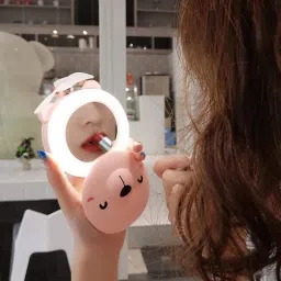 Cute Piggy Mini Cosmetic LED Mirror Light with Silicon Fan-17