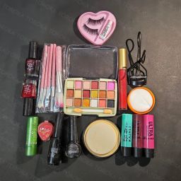 New Professional Beauty Parlour Makeup Combo Kit For Women & Girls All Products-image-26