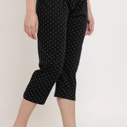 ddaspration Women Black Capri-picture-8