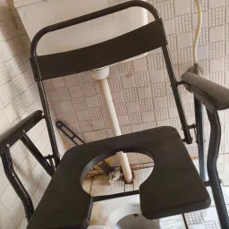 Foldable Shower Commode Chair For Toilet,Comfortable For Elderly Pregnant Women Commode Chair-image-95