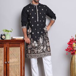 jompers Men Silk Blend Kurta Pyjama Set-picture-3