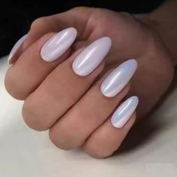 Use Toxin-Free Nail Polish with a High-Shine glossy white-image-86
